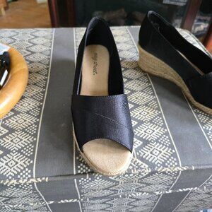 Wedge espadrille open toe
